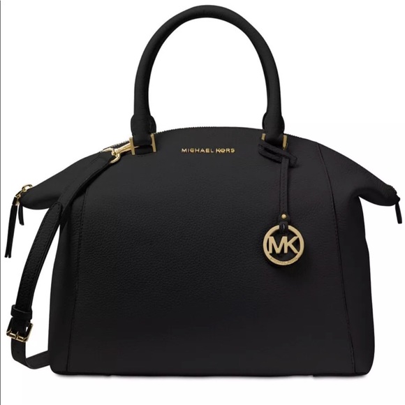 Michael Kors Handbags - Michael Kors Bag Black leather bag